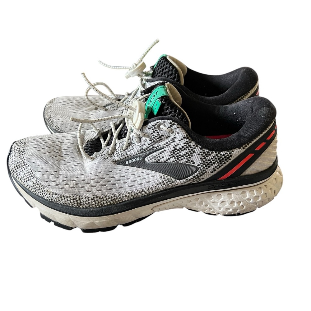 Brooks Women’s Ghost 11 Size 7.5 Good Condition